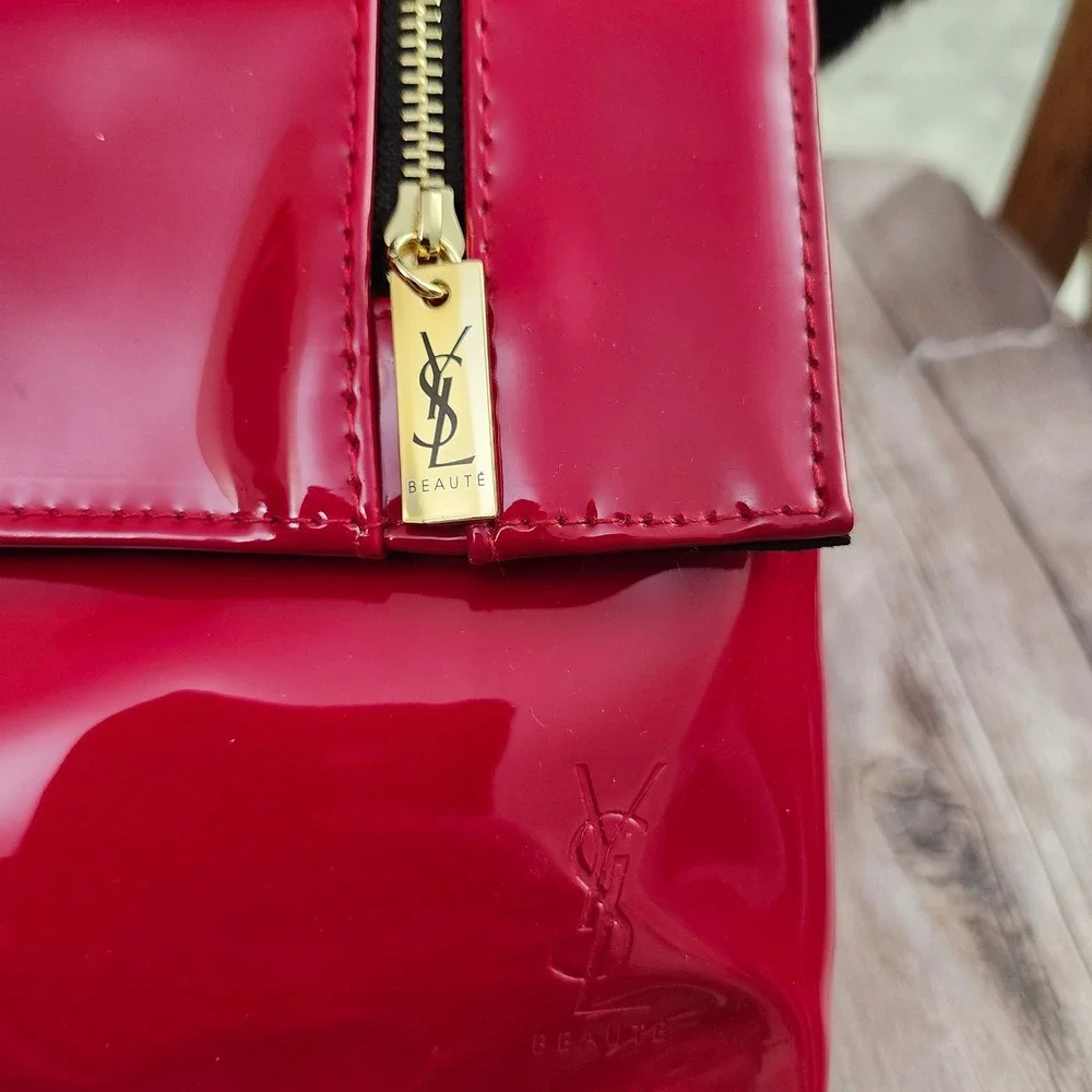 Yves Saint Laurent Beaute Red Patent Makeup Bag Clutch YSL Logo Gold Zipper Y2K
